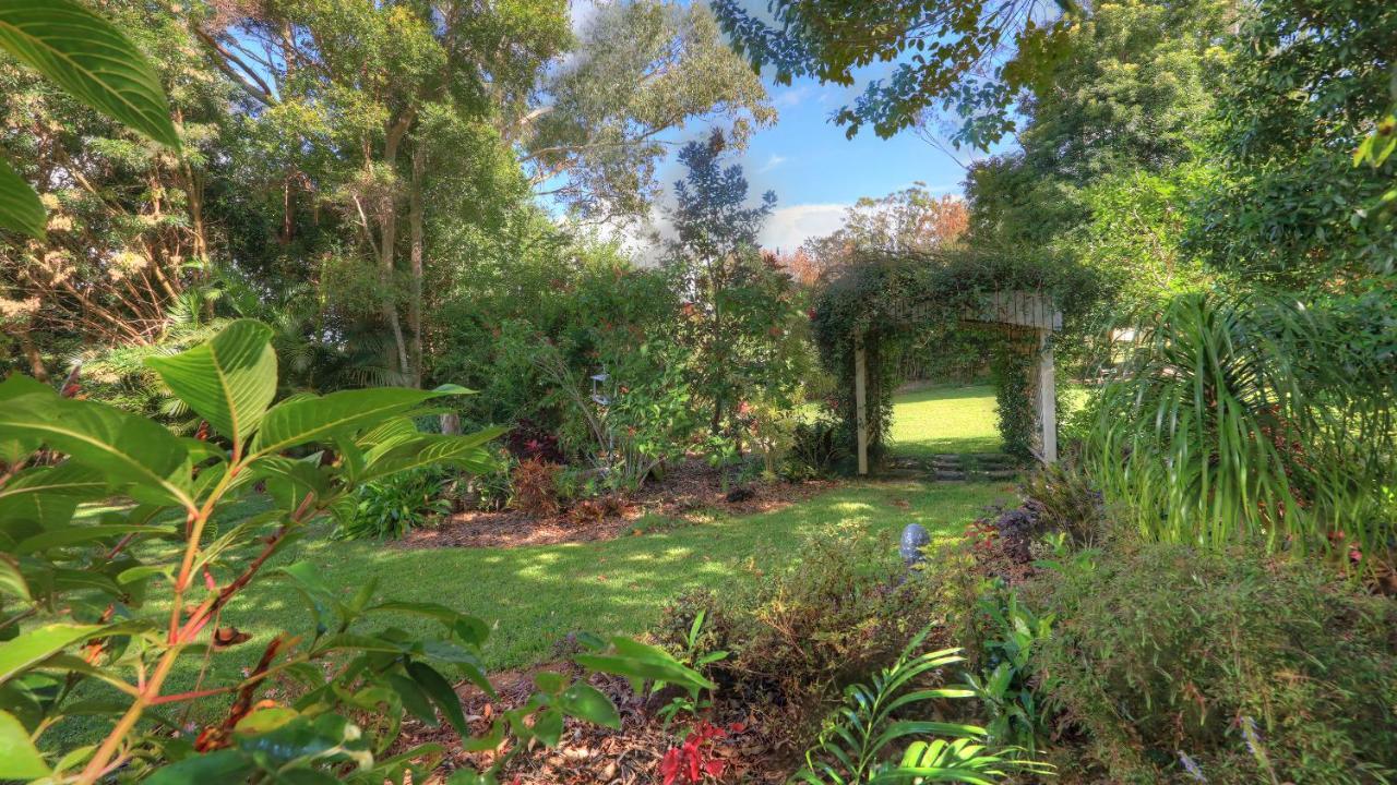Mitta Glen GuestHouse B&B Flaxton Extérieur photo